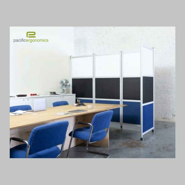 Portable privacy panels use space effectively