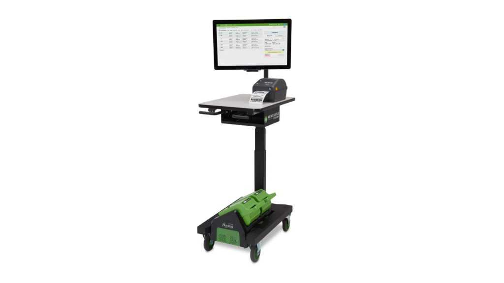 Computer cart for sitting and standing