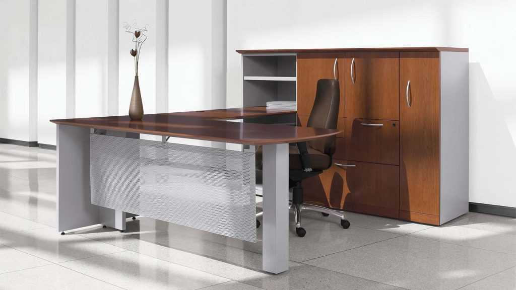 U Shaped Office Desk